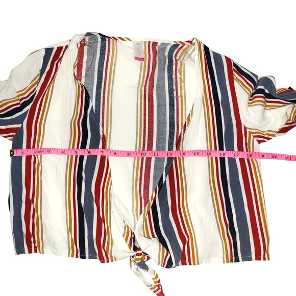 NO BOUNDARIES | Multi-Color Cross Over Front Tie Crop Top - Picture 8 of 12